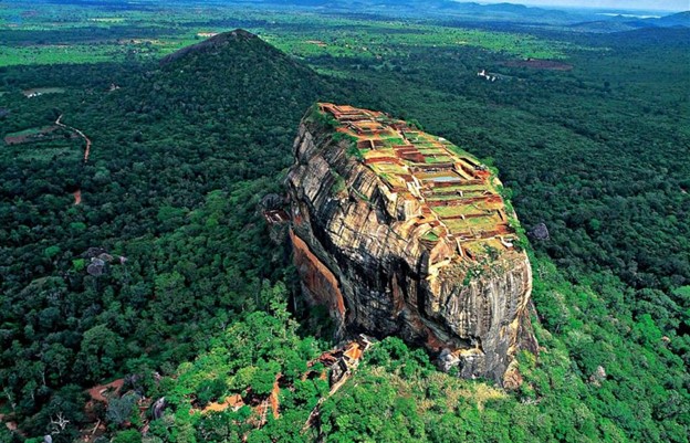 සීගිරි කැටපත් පවුරෙ සටහන් වූ මානව මනස
